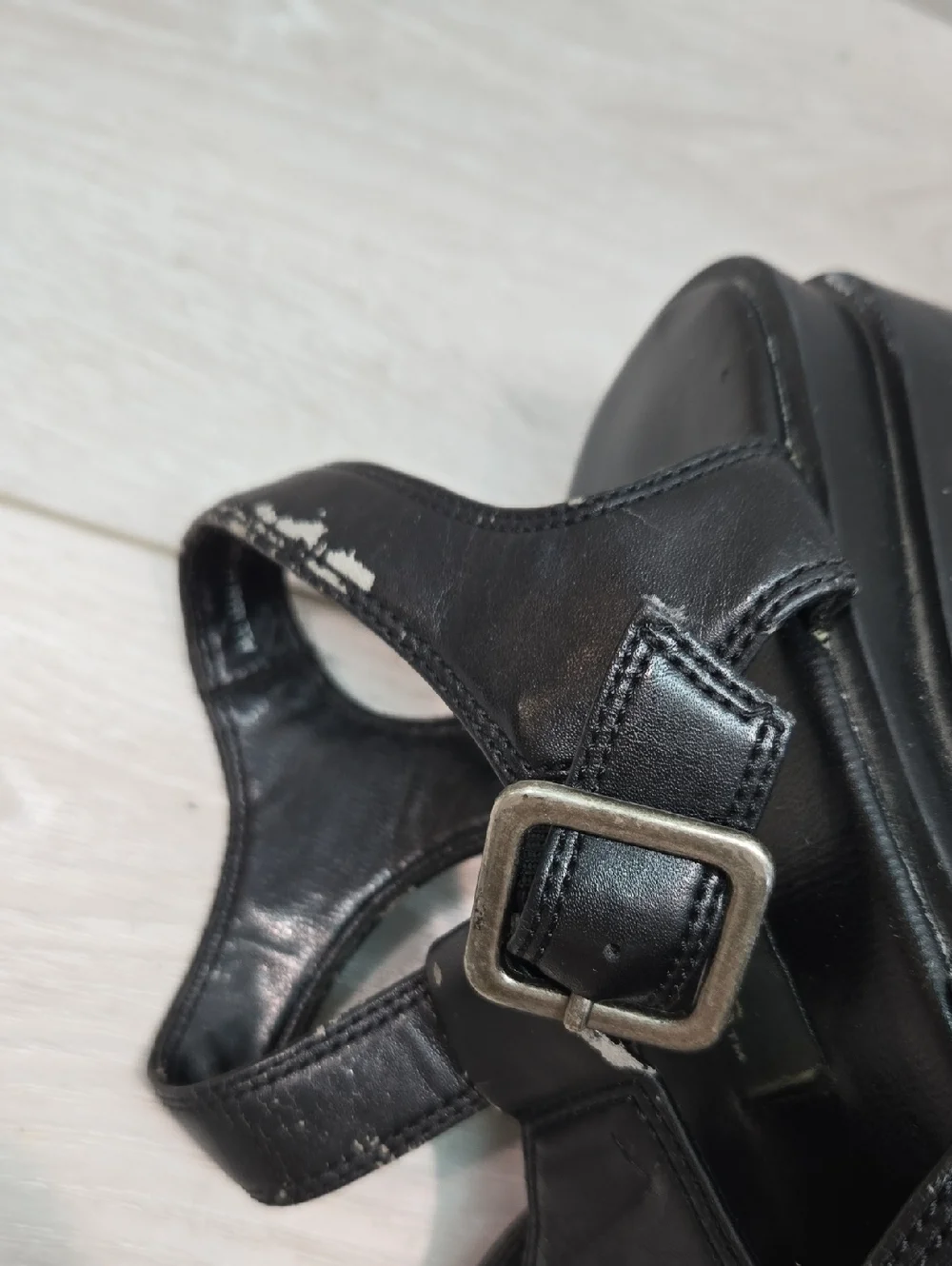 Vintage No Boundaries Women Hillary  Black Chunky Platform Sandals 90